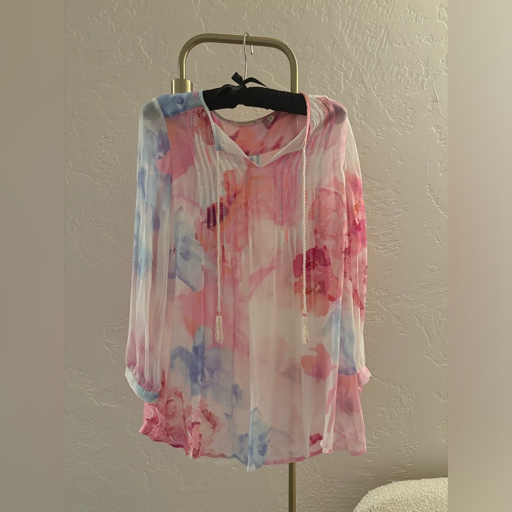 Soft Surroundings Floral Top with undershirt